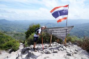 BIB: 607, 
                            <button type="button" onclick="openModal(21896999)" class="btn btn-primary btn-sm float-right btn-popup" data-toggle="modal" data-target=".modal-high-quality">
                        <i class="fas fa-shopping-cart"></i> Add to Cart
                    </button>
                                            <button type="button" onclick="isThisMe(21896999, true)" class="btn btn-success btn-sm float-right btn-popup btn-isme hidden" data-toggle="tooltip" data-placement="bottom" title="นี่คือรูปของคุณใช่ไหม คลิกที่นี่เพื่อเอาเข้าอัลบั้ม">
                        <i class="fas fa-plus"></i> Add to album
                    </button>
                    <button type="button" onclick="isThisMe(21896999, false)" class="btn btn-warning btn-sm float-right btn-popup btn-isnotme hidden">
                        <i class="fas fa-ban"></i> Remove from album
                    </button>